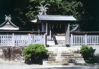三須和神社