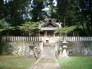 高倉神社（日足）