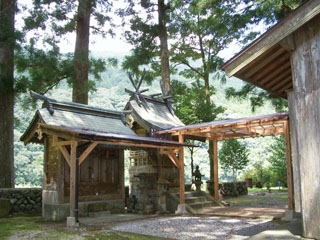 高倉神社（赤木）