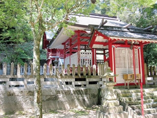 八幡神社（三尾川）